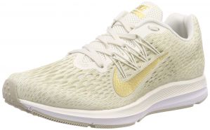 Nike Women's Air Zoom Winflo 5 Running Shoe Phantom/Metallic Gold-String-White 9