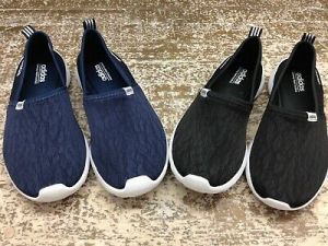 נעליים אונליין,בגדים אונליין,קניות באינטרנט לעולם לא היו קלות יותר! מאייבי אמזון אלי אקספרס! נעלי אדידס נשים     Adidas Women&#039;s CF Lite Racer Slip On Womens Running Shoes - Black or Navy