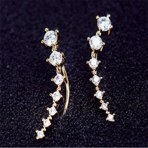    Yellow Gold Plated Sweep up Ear Pin Crawler Cuff Wrap Climber Earrings with 7 CZ