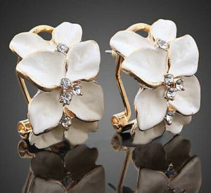    Cute Women Gardenia Flower Crystal Ear Studs Rhinestone Earrings Ear Hoop Buckle