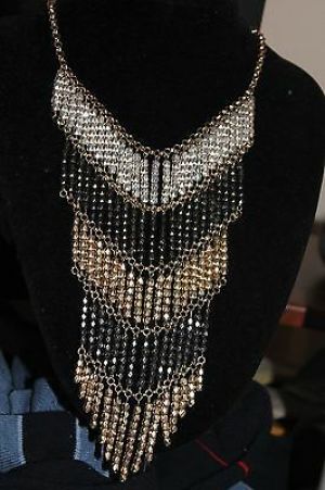 נעליים אונליין,בגדים אונליין,קניות באינטרנט לעולם לא היו קלות יותר! מאייבי אמזון אלי אקספרס! שרשראות זהב לאישה    Macy&#039;s Women&#039;s necklace frontal gold silver gunmetal statement necklace