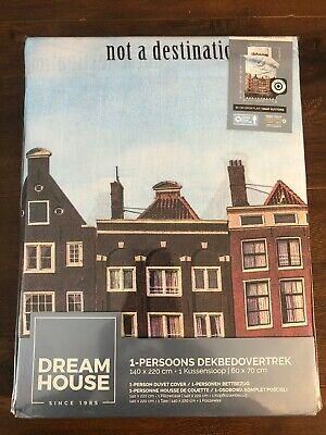 נעליים אונליין,בגדים אונליין,קניות באינטרנט לעולם לא היו קלות יותר! מאייבי אמזון אלי אקספרס! מצעים מהחלומות    Dream House Little Amsterdam Duvet Cover, One Person/Twin Bed, New!